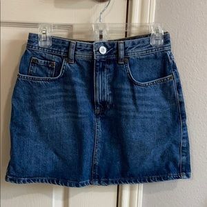 Urban Outfitters size small medium wash jean skirt